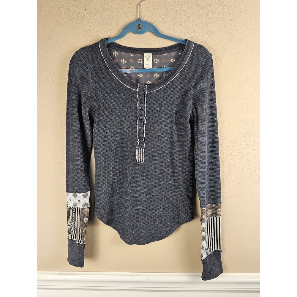 We The Free People‎ Womens Gray Long Sleeve Railroad Henley Shirt Medium